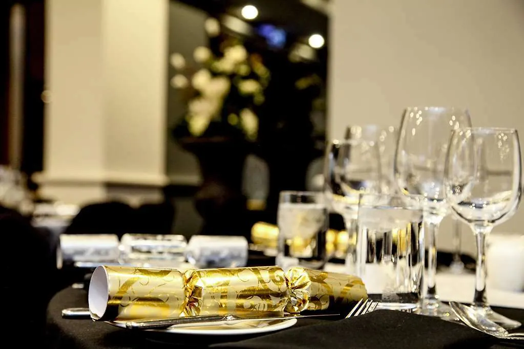 Parmelia Hilton Perth Hotel 5*,