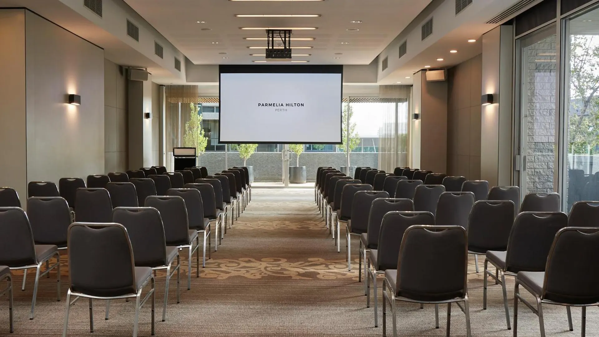 Parmelia Hilton Perth Hotel 5*,