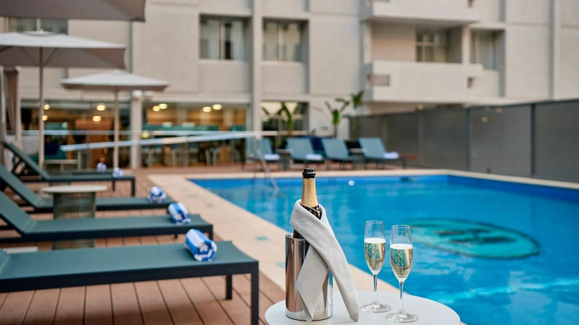 Parmelia Hilton Perth Hotel